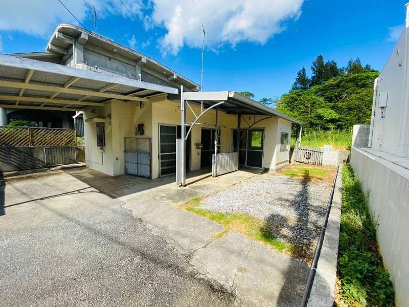 Kudaka Rental House: 2DK Home with Parking in Nago, Okinawa - Thumbnail 3