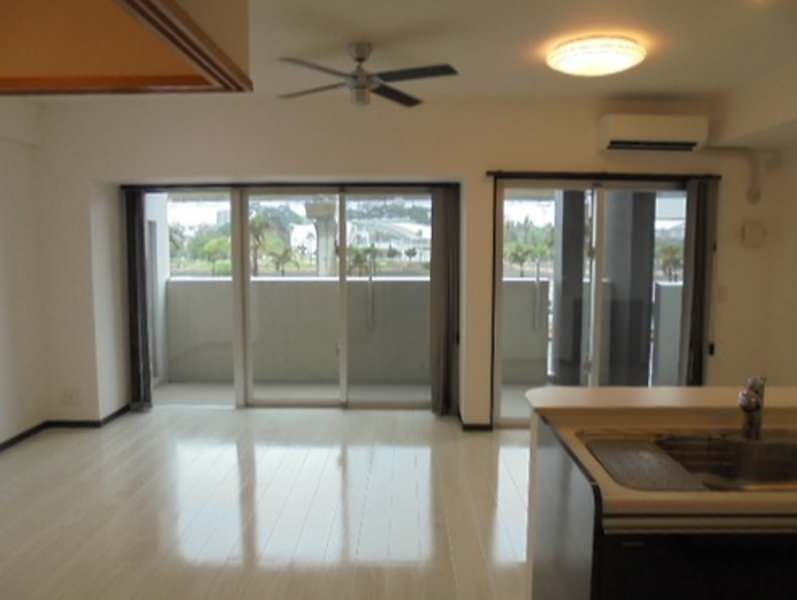 3LDK Apartment for Rent in Naha, Okinawa - Near Asato Station - Thumbnail 3