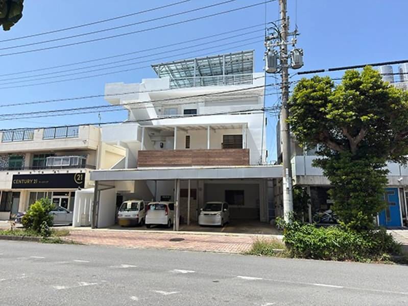 3LDK Office for Rent in Ginowan City, Okinawa - 104 sqm - Thumbnail 2