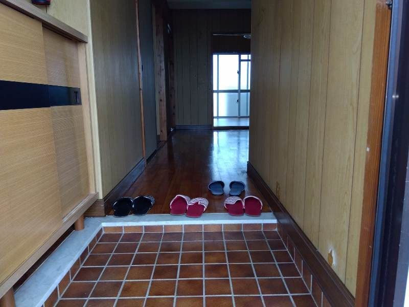 3DK Apartment for Rent in Yomitan Village, Okinawa with Free Internet - Thumbnail 3