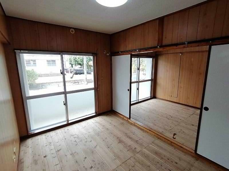 2DK Apartment for Rent in Itoman, Okinawa - 35,000 Yen - Thumbnail 4