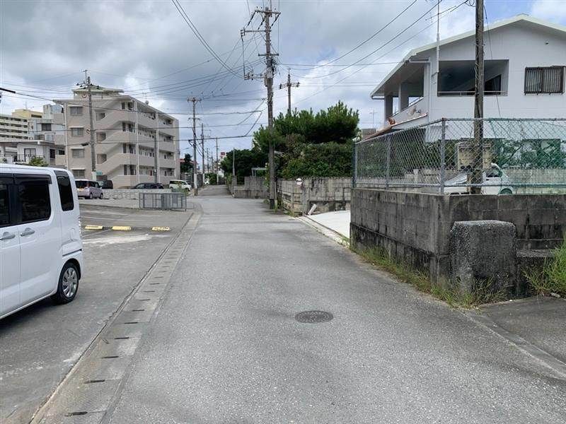 139.5 Tsubo Land for Sale in Shiohira, Itoman, Okinawa - Thumbnail 4
