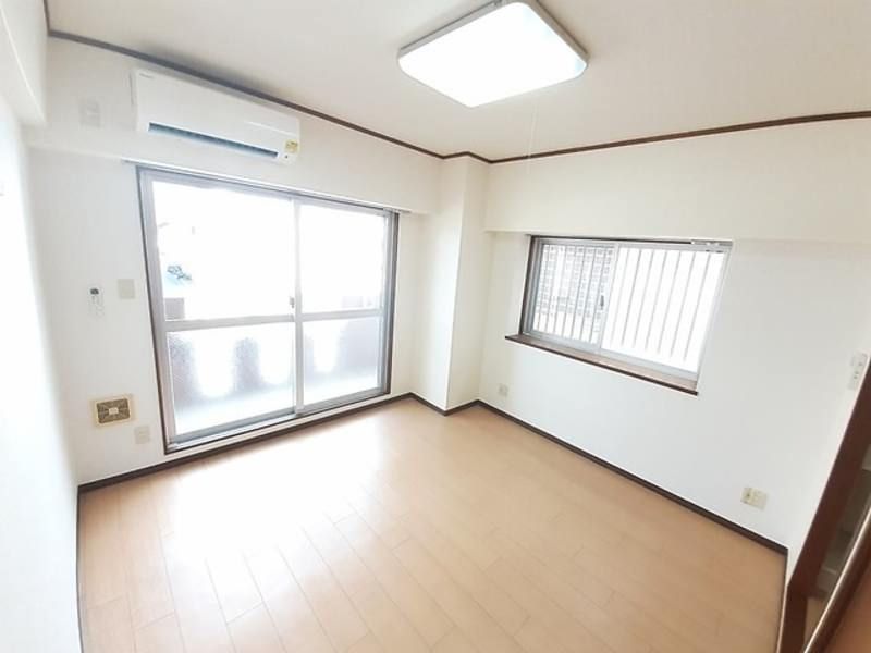 Gold Castle II 1R Apartment for Rent in Naha, Okinawa - Thumbnail 4