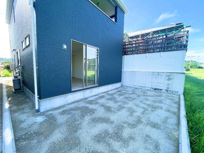 New 4LDK House in Uruma City Maehara - 2025 Build - Thumbnail 2