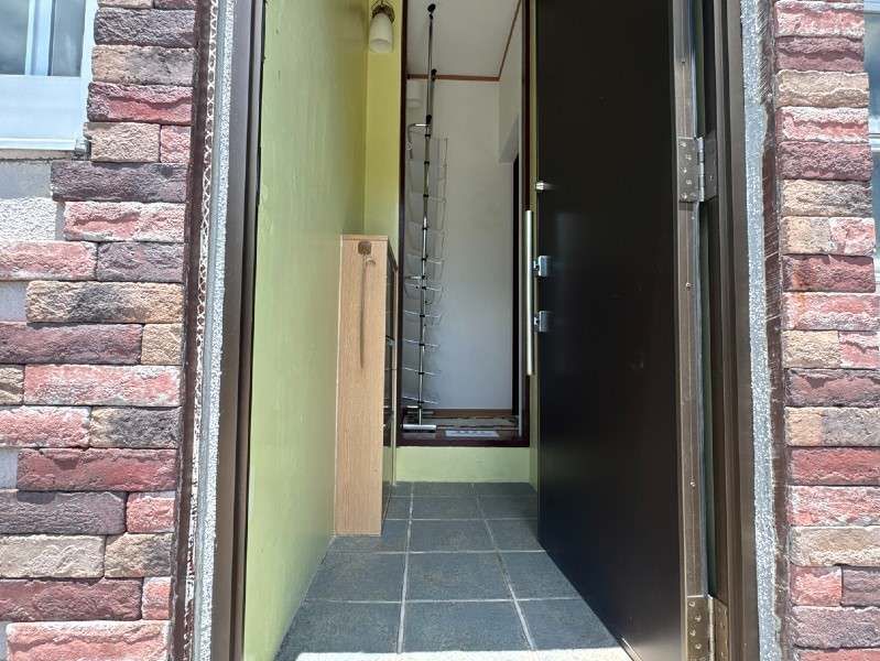 2LDK Pet-Friendly House for Rent in Chatan, Okinawa Near Araha Beach - Thumbnail 3