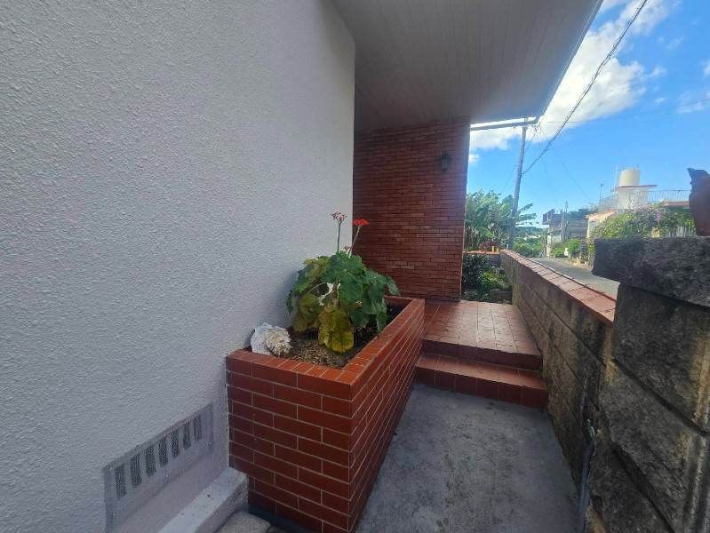 Renovated 4DK House for Rent in Nanjo City, Okinawa - Thumbnail 3