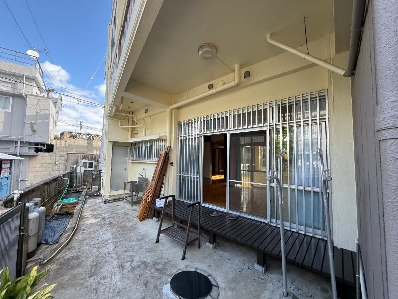 Cassidy Court 3LDK Apartment with Garden in Uruma, Okinawa - Thumbnail 3