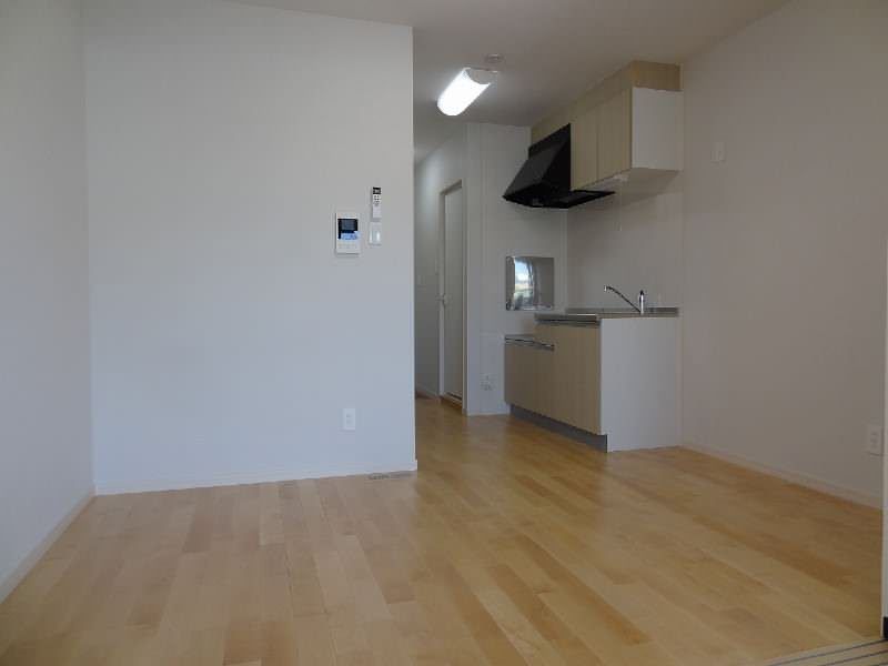 New 1DK Apartment for Rent in Tomigusuku, Okinawa - Thumbnail 4