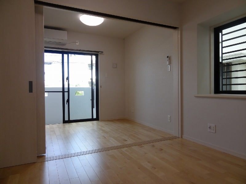 New 1DK Apartment for Rent in Tomigusuku, Okinawa - Thumbnail 3