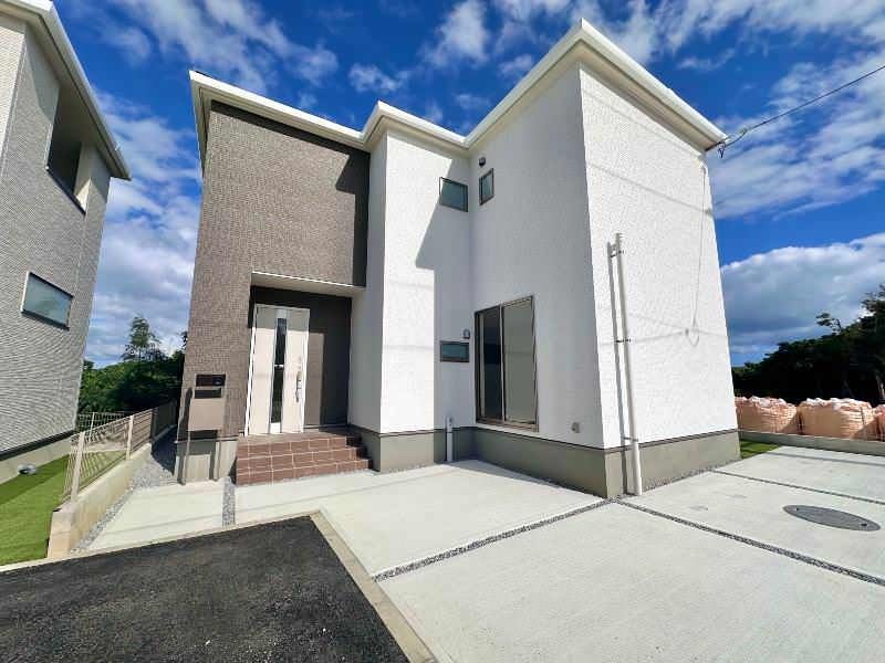 New 2LDK House in Ginowan, Okinawa - Completion April 2026 - Thumbnail 2