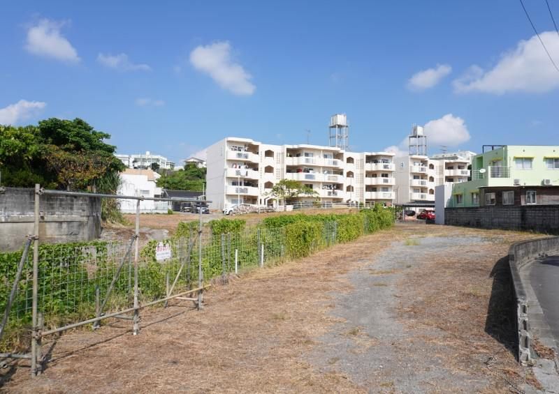Okinawa City Kubota Residential Plot with RC Building Conditions - Thumbnail 4