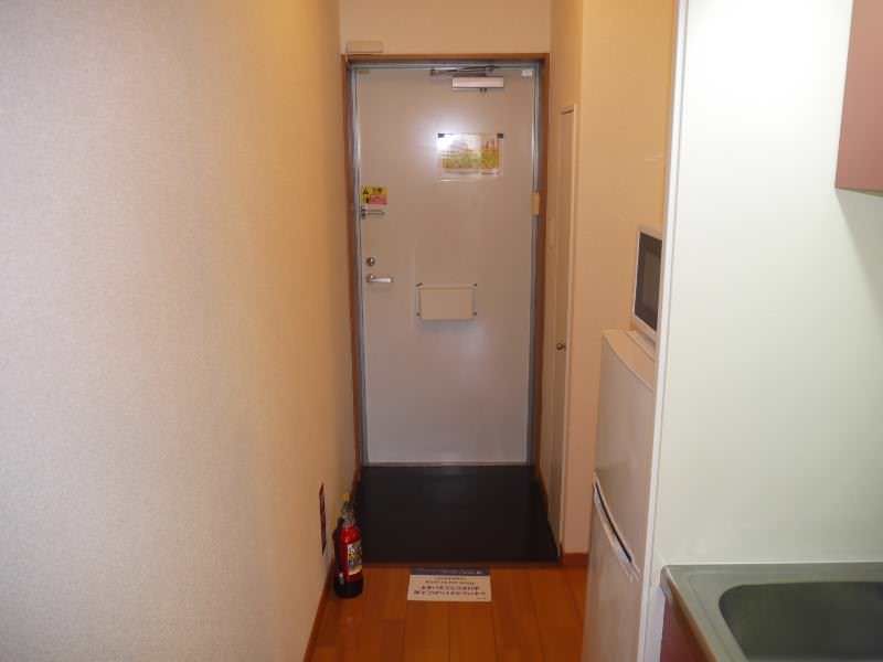 Leopalace Espoir Amakusa 1K Rental Apartment in Naha, Okinawa - Thumbnail 2