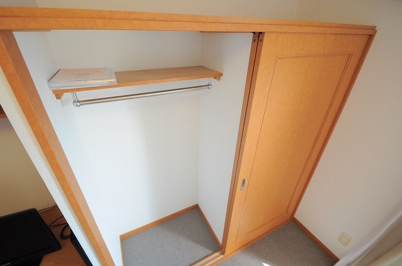 Furnished 1K Apartment for Rent in Haebaru Town, Okinawa - Thumbnail 4