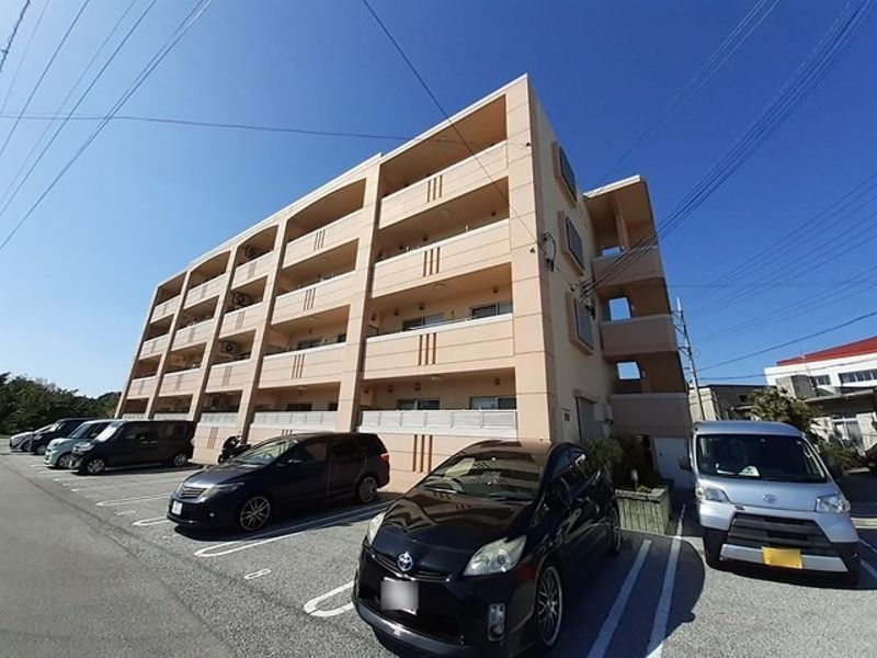 2LDK Apartment for Rent in Yaese Town, Okinawa - 54 sqm - Thumbnail 2