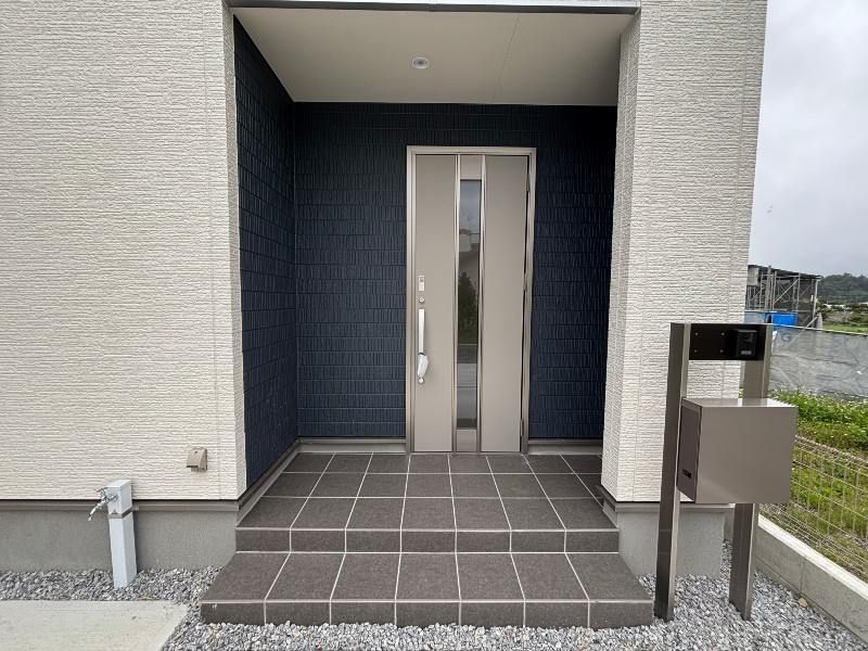 New 3LDK Wooden House in Uruma City, Okinawa | Long-Term Excellent Housing - Thumbnail 3