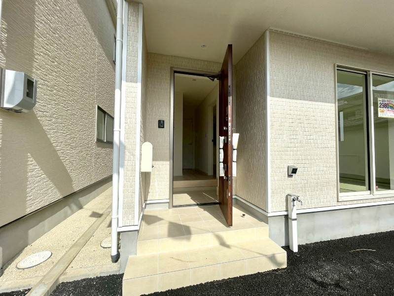 New 4LDK House in Uruma City Okinawa with 95.58m² - Thumbnail 4
