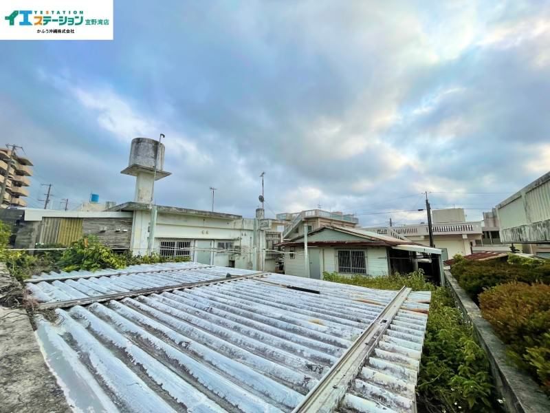 172.6 Tsubo Land Plot for Sale in Kiyuna, Ginowan, Okinawa - Thumbnail 3