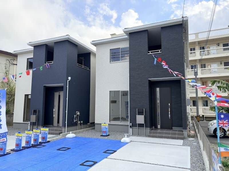 New 4LDK House with Walk-in Closets in Yonabaru, Okinawa - Thumbnail 4