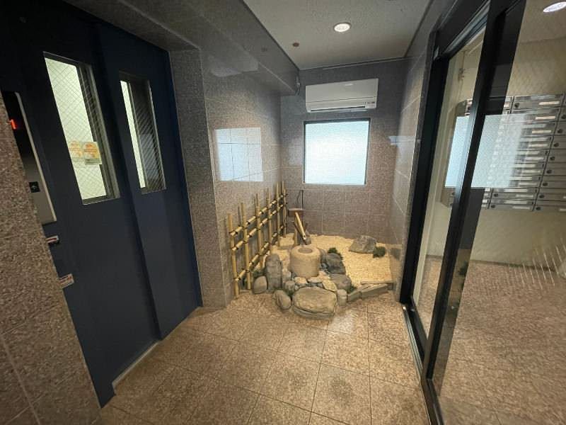 Solare Toyosaki 205 1K Apartment for Rent in Tomigusuku - Thumbnail 2