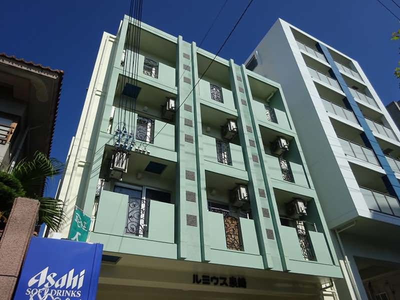 Modern 1K Apartment for Rent in Naha, Okinawa - Near Tsubogawa Station - Thumbnail 2
