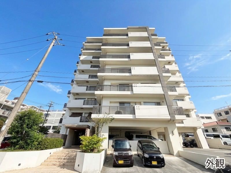 Suncrest Urasoe Miyagi 3LDK Apartment for Sale in Okinawa - Thumbnail 2