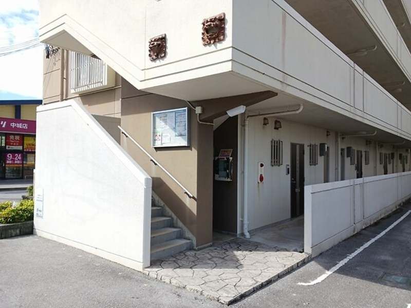 1LDK Apartment for Rent in Nakagusuku Village, Okinawa - Thumbnail 3