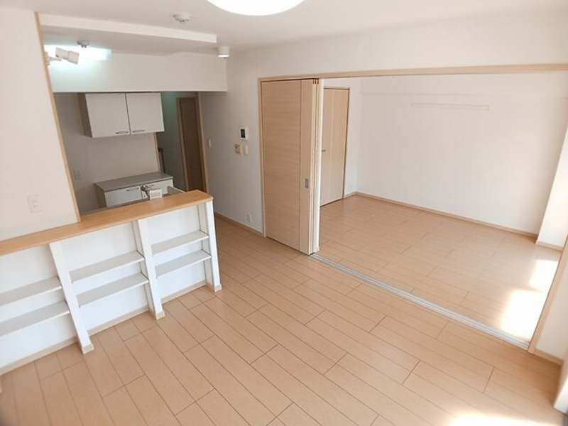 1LDK Apartment for Rent in Nakagusuku Village, Okinawa - Thumbnail 4