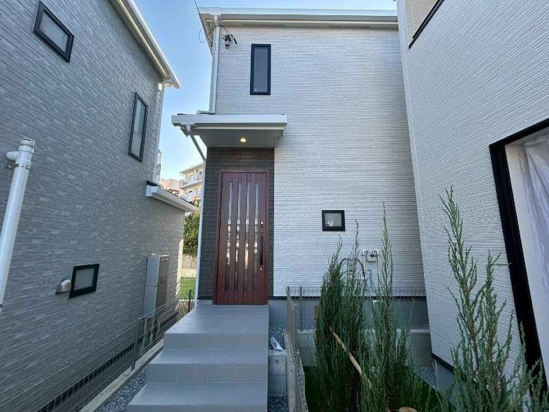 New 3LDK House for Sale in Yonabaru, Okinawa - 2026 Completion - Thumbnail 2