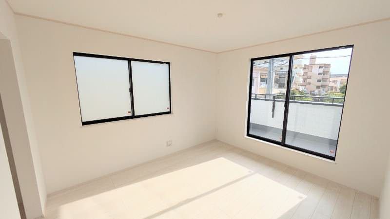 New 4LDK Detached House in Nishihara Town, Okinawa - Thumbnail 4