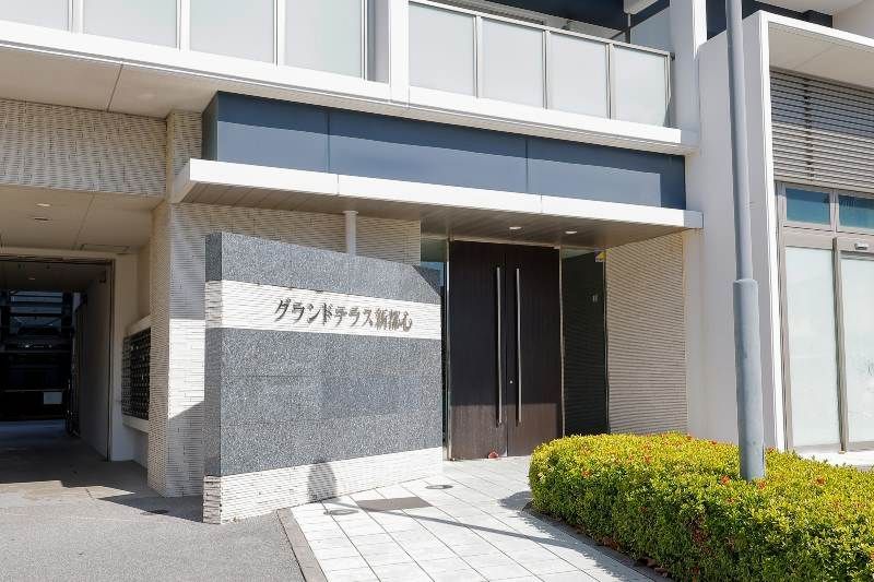 Grand Terrace Shintoshin 1LDK Apartment for Rent in Naha, Okinawa - Thumbnail 2
