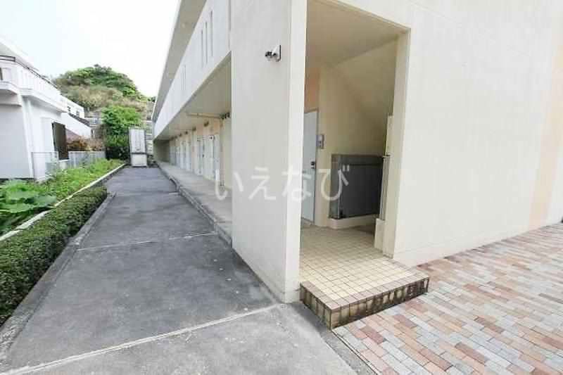 1K Apartment for Rent in Nishihara-cho, Okinawa - 23.18 sqm - Thumbnail 3