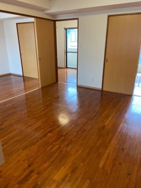 3DK Apartment for Rent in Ginowan City, Okinawa - Thumbnail 2