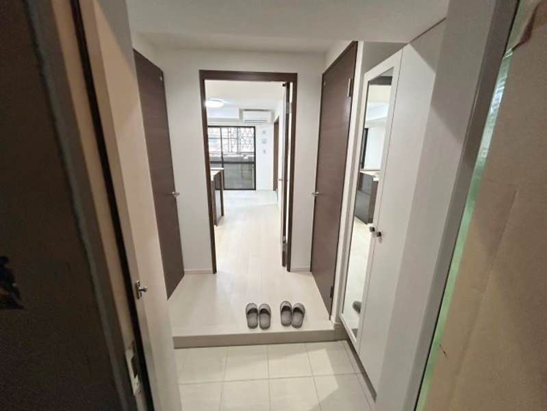 Modern 1LDK Apartment for Rent in Naha City, Okinawa - Thumbnail 4