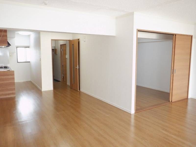 1LDK Apartment for Rent in Urasoe, Okinawa - Yuasahaimu A Building - Thumbnail 4