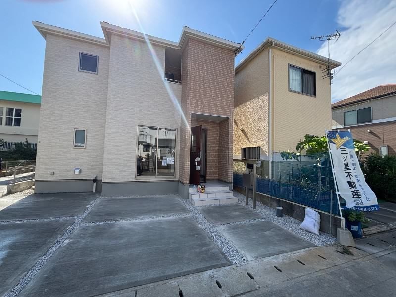 New 1LDK Wooden House for Sale in Uruma City, Okinawa - Image 1