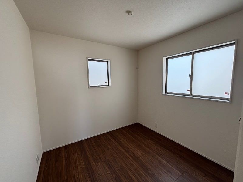 New 1LDK Wooden House for Sale in Uruma City, Okinawa - Thumbnail 3