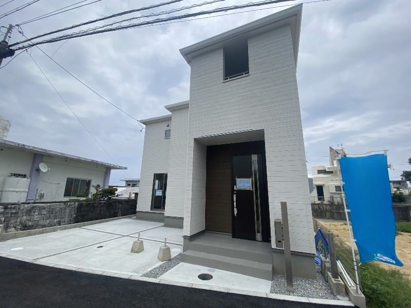 Buildable Land for Sale in Uruma City, Okinawa - Lot 3 - Thumbnail 2