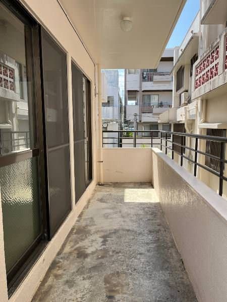 2DK Apartment for Rent in Urasoe City, Okinawa - 36.7 sqm - Thumbnail 3