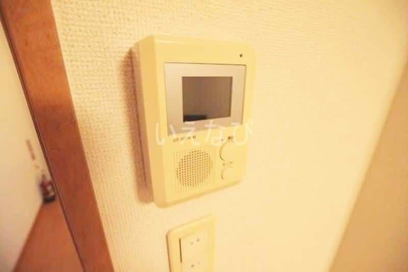 Furnished 1K Apartment for Rent in Tomigusuku, Okinawa - Thumbnail 2