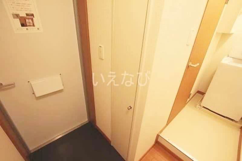 Furnished 1K Apartment for Rent in Tomigusuku, Okinawa - Thumbnail 4