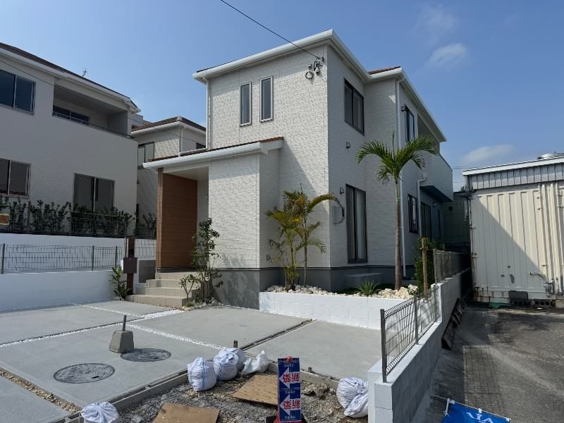 New 4LDK House for Sale in Yonashiro Town, Okinawa - Thumbnail 3