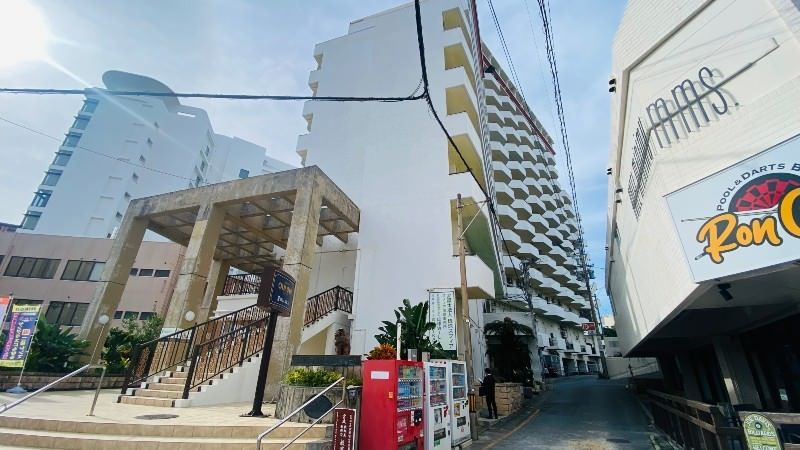 1K Apartment for Sale in Naha Makishi, Near Monorail Station - Thumbnail 3