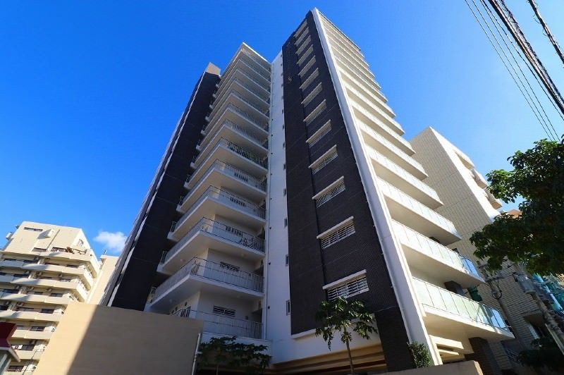 3LDK+S Apartment for Sale near Makishi Station, Naha - Thumbnail 2