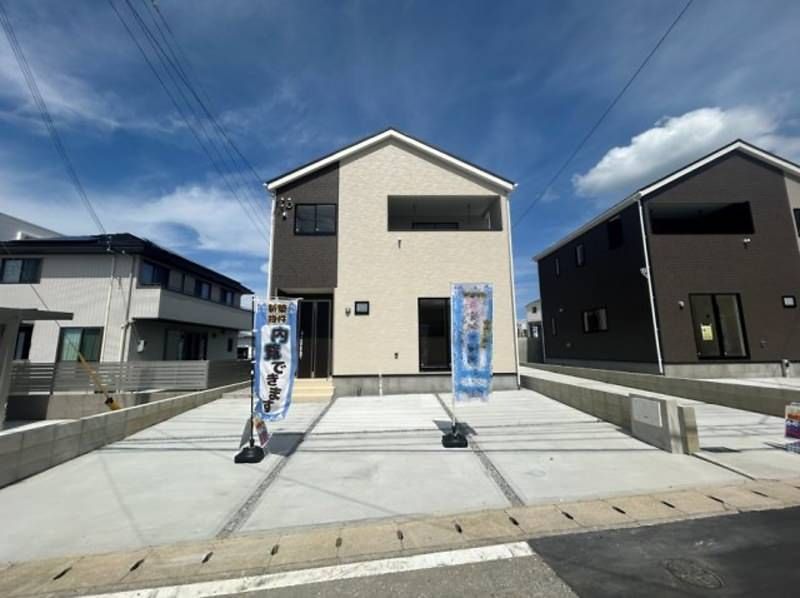 New 4LDK House for Sale in Ginowan, Okinawa - Thumbnail 2