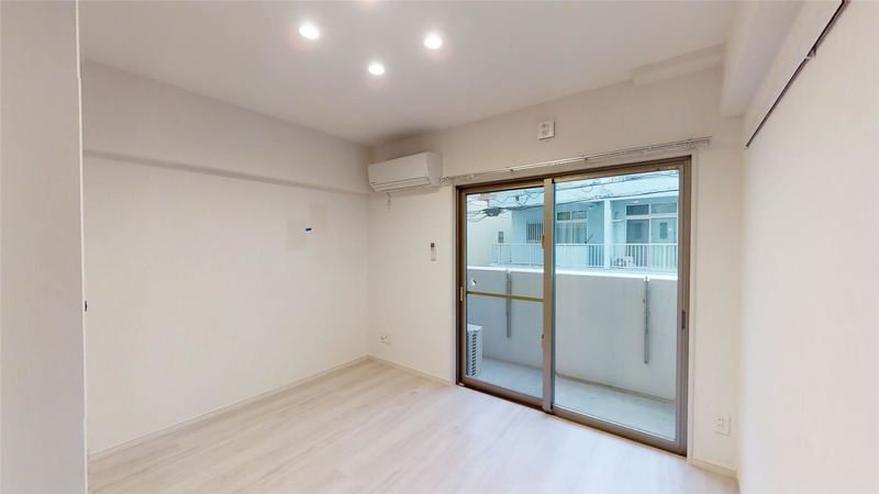 Fortune Naha Tomari 1K Apartment for Rent in Naha, Okinawa - Thumbnail 3