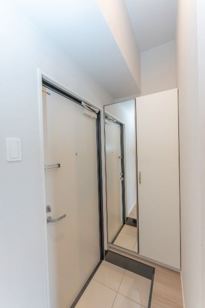 E SANTERRACE Kiyan: 2025-Built 1LDK Apartment for Rent in Uruma - Thumbnail 2