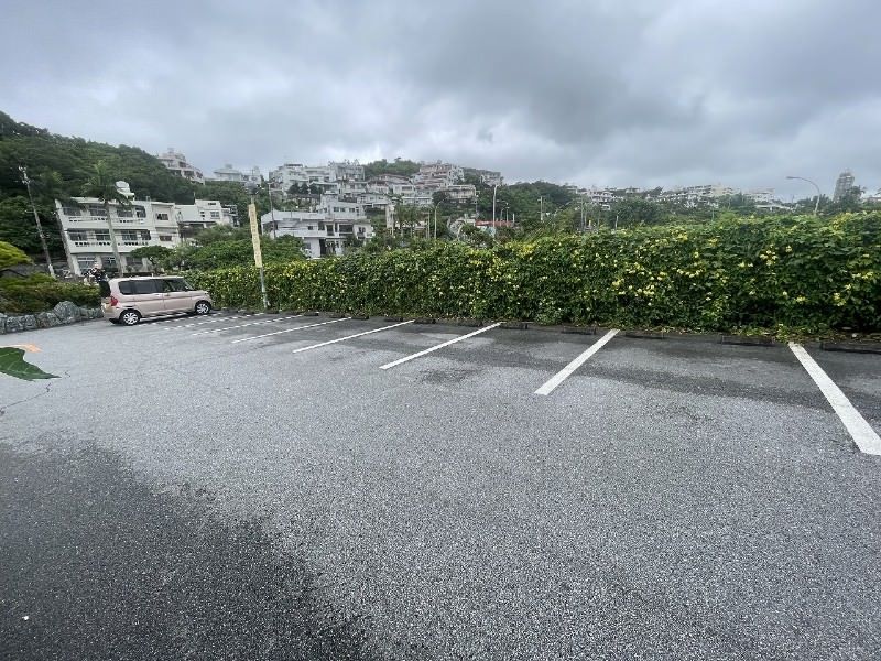 Lease 279 sqm Commercial Building with 45 Parking Spaces in Haebaru - Thumbnail 3
