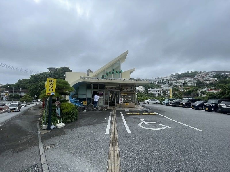 Lease 279 sqm Commercial Building with 45 Parking Spaces in Haebaru - Thumbnail 4