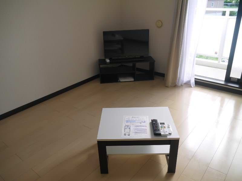 Furnished 1K Apartment for Rent in Urasoe, Okinawa - No Broker Fee - Thumbnail 4