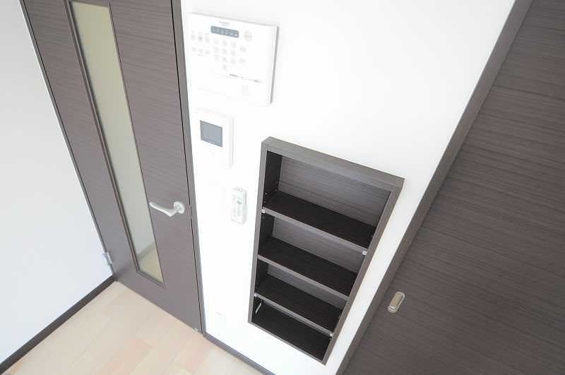 Furnished 1K Apartment for Rent in Urasoe, Okinawa - No Broker Fee - Thumbnail 2